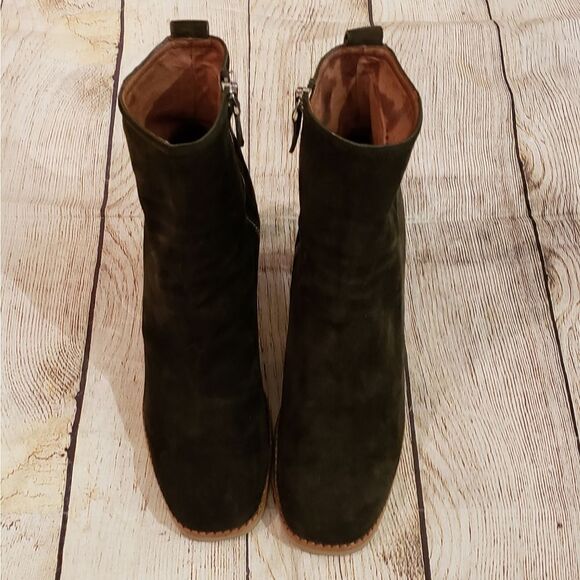 Lola Cruz - Picture 4 of 14